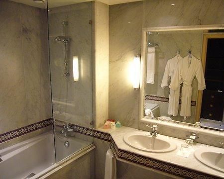 Crystal Rose Hostel 쿠마시 외부 사진